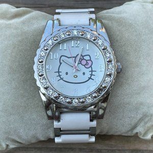 Sanrio Women Watch White/Silver Tone Analog Ladies Wrist Watch